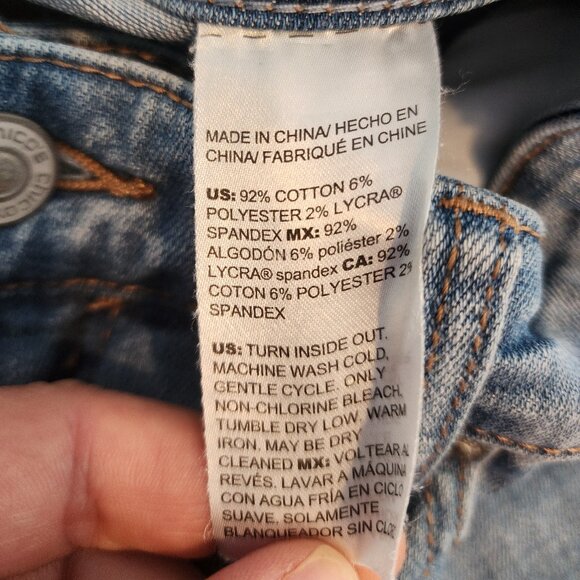 Chico's So Slimming Girlfriend Floral Jeans, Chico's size 0 (Misses 4), Like New - Picture 9 of 9